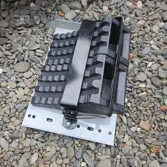 トラック輪止め2個とケースのサムネイル