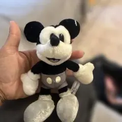 ディズニー　ミッキーマウス　ぬいぐるみバッジのサムネイル