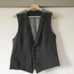 フレンチコネクション　ベスト　グレー　メンズ　S レディースとしても