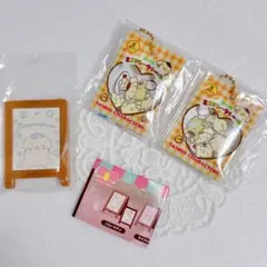 【ポムポムプリン2種3つ】サンリオ フレークシール風チャーム スタンドミラー
