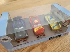y*m様 【新品未開封】カーズ プルバック ミニカー 3台セット ディズニースト