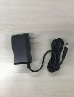 ワークマン　ヒートベスト　バッテリー充電器 ワークマン　ヒートベスト　充電器のサムネイル
