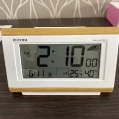RHYTHM 電波置時計 8RZ161のサムネイル