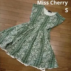 ワールド MissCherry ミスチェリー 花柄 フレンチスリーブワンピースのサムネイル