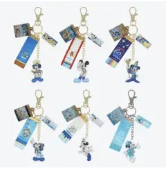 東京ディズニーシー 25周年 カプセルトイ キーチェーン 25年10年 5年