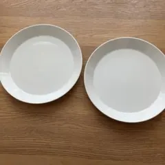 イッタラ　ティーマ　26cm ２枚　白　ittara