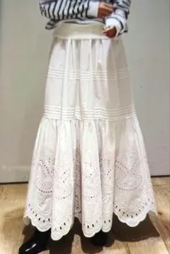 23SS アルページュストーリー カットワーク 刺繍ティアードスカート 黒 M 23SS アルページュストーリー カットワーク 刺繍ティアードスカート 黒