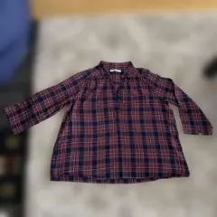 赤チェックシャツ