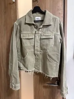 Zaraカーキ フリンジ裾 デニムジャケット