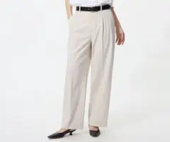 ユニクロ　タックワイドパンツ丈標準　30ナチュラル