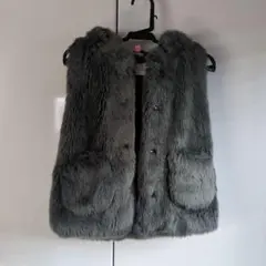 【お値下げ】ZARA　GIRLS　ベスト　　5〜6歳用