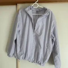 UNIQLO 軽量ジャケット Mサイズ