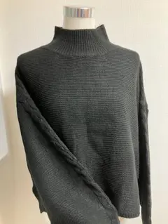 袖ケーブル編み ニット プルオーバー ブラック
