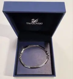 スワロフスキー Swarovski hyperbola バングル M - メルカリ