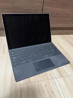 【超美品】surface pro ⭐️キーボード⭐️充電器⭐️車内用充電器⭐️付き！！