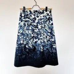 【美品】Reflect 花柄スカート　グラデーション　ネイビーブルー　サイズ9号