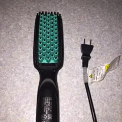 ブラシ型ストレートアイロン