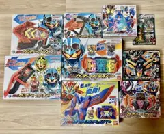 仮面ライダーガッチャード DXガッチャードライバー ケミーニジゴン他 まとめ売り