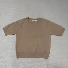 ベージュ 半袖ニットセーター