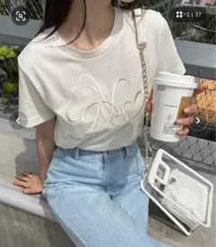 NICE CLAUP アイボリーロゴTシャツ