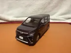 トヨタ ヴォクシー カラーサンプルのサムネイル