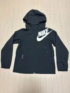 ナイキ　NIKE ウィンドブレーカー　XS 120㎝