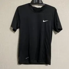 【NIKE】美品・ブラックTシャツ S ドライフィット・スポーツ用品・ナイキ