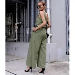 オールインワン　カーキ　サロペット