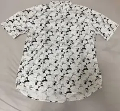 グラニフ　クレヨンしんちゃんコラボ　シャツ　ぶりぶりざえもん