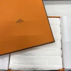 HERMES ホワイトタオル オレンジボックス入り