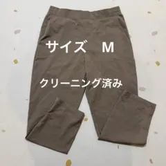 UNIQLO ユニクロ　ベージュ ストレートパンツ 後ろポケット付き　メンズ