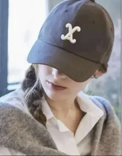 VARZAR バザール 新作ロゴキャップ キャップ ブラウン　3D ロゴ ボール