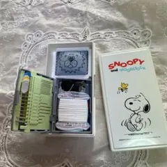 スヌーピーとウッドストックのミニ裁縫セット