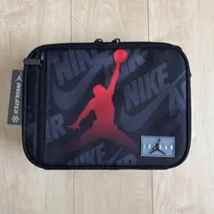 【新品】NIKE ジョーダンブランド ランチボックス ブラックのサムネイル