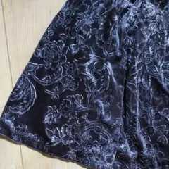 新品タグ付！ベロア スカートのサムネイル