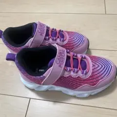 キッズスニーカー　19cm