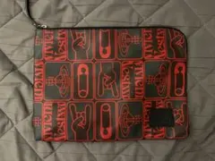 Vivienne Westwood クラッチバッグ　赤・レッド