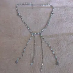 パールとシルバーチェーンのネックレス