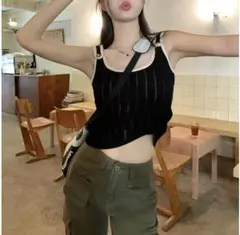 新品未使用 Tシャツ タンクトップ ノースリーブ キャミソール 夏物 タイト