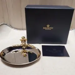 Item thumbnail for item d9c05f4f-dd27-4e3a-bda8-7f5e3961b0b3