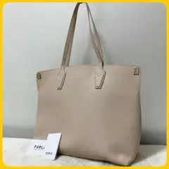 極美品 FURLA パラディーソ ネロ L トートバッグ A4 アーチ 現行ロゴ