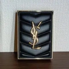 YSL クチュールミニクラッチ アイシャドウ 100