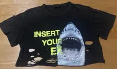 Bershka シャークプリント ダメージ加工 Tシャツのサムネイル