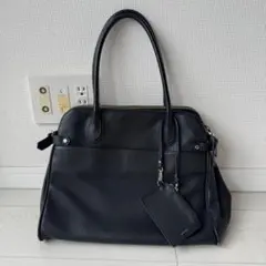 美品 HAYNI Orietta オリエッタ 第3世代 ブラック ゴールド A4のサムネイル