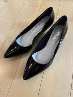 Vivian エナメル素材　黒 ハイヒール 3.5cmのサムネイル