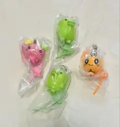 たまごっち　カラフルマルチチャーム　ガチャ　4点セット