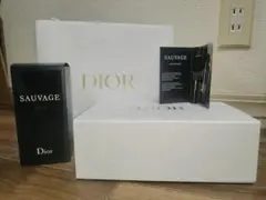 未使用 Dior SAUVAGE ソヴァージュ シャワージェル ミニ香水付きのサムネイル
