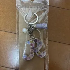 イニシャルチャーム R レジン ドライフラワー タッセル付き
