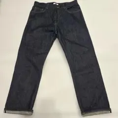 【美品】UNIQLO セルビッジレギュラーフィットジーンズ　W32 濃紺