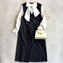 美品 23区 ウーステッドウールツイルロングジレ セレモニー 紺 オケージョン